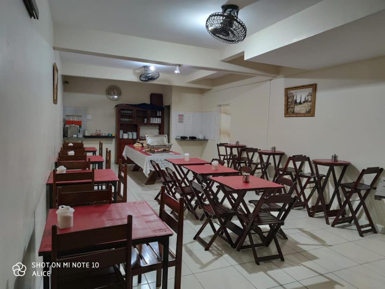 Arahra Hotel Апаресида де Гойания Екстериор снимка